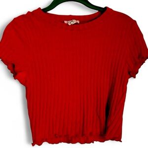 🍀Ivy and Main red ribbed knit fitted sweater.  Large